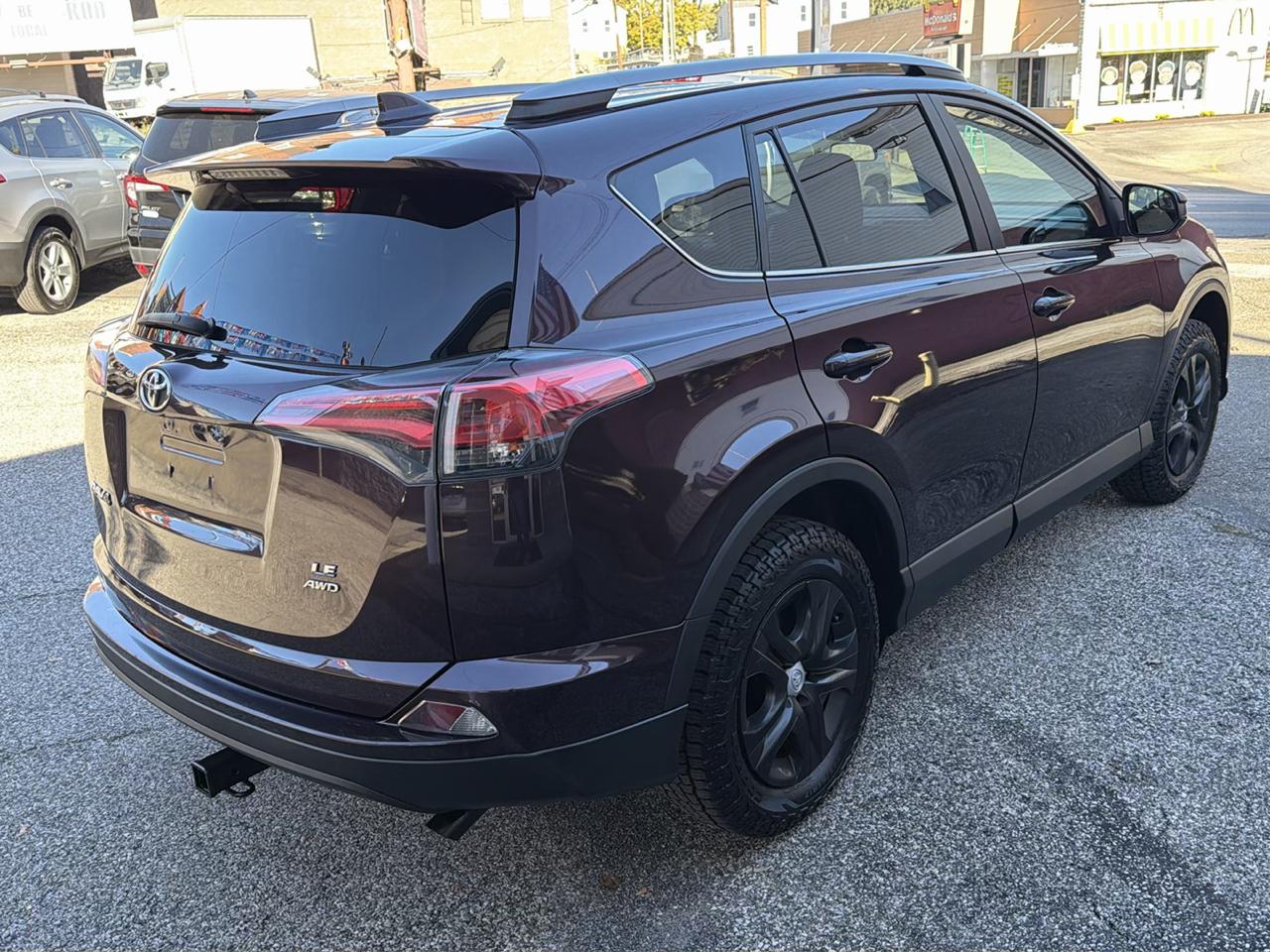 Toyota RAV4 LE AWD (Natl) 2017