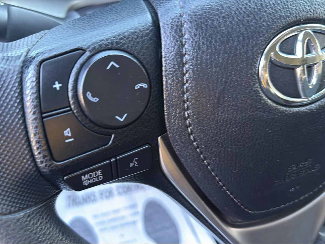 Toyota RAV4 LE AWD (Natl) 2017