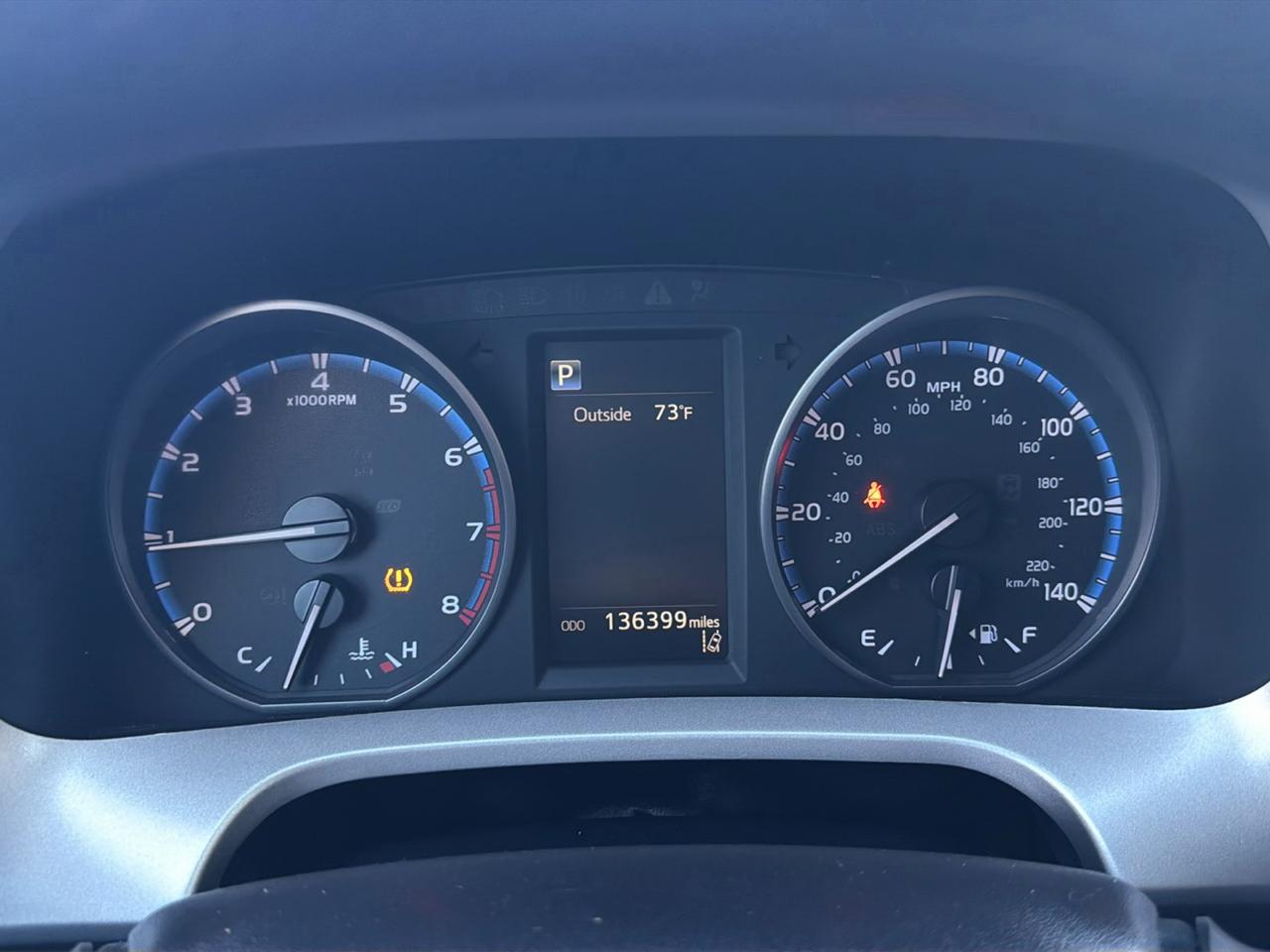 Toyota RAV4 LE AWD (Natl) 2017