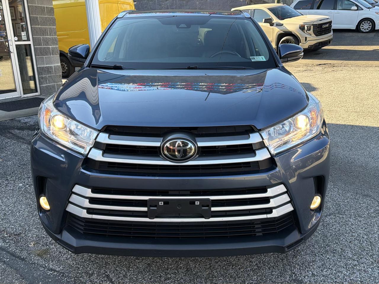 Toyota Highlander XLE V6 AWD (Natl) 2017