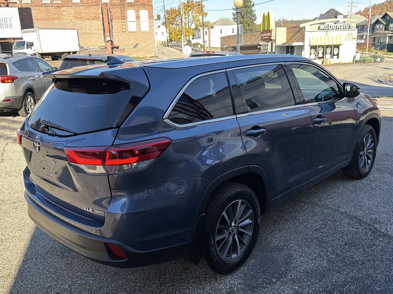 Toyota Highlander XLE V6 AWD (Natl) 2017