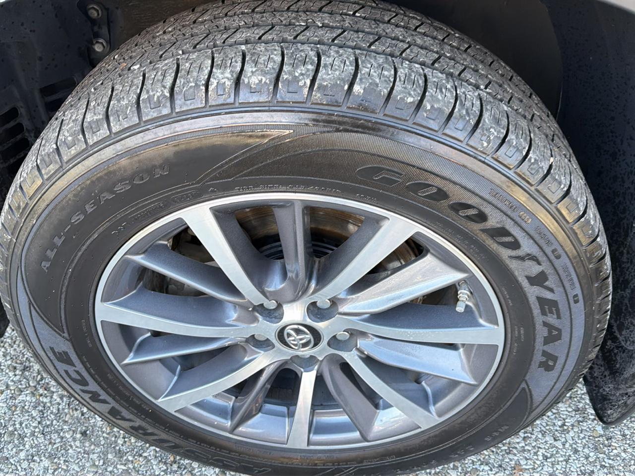 Toyota Highlander XLE V6 AWD (Natl) 2017