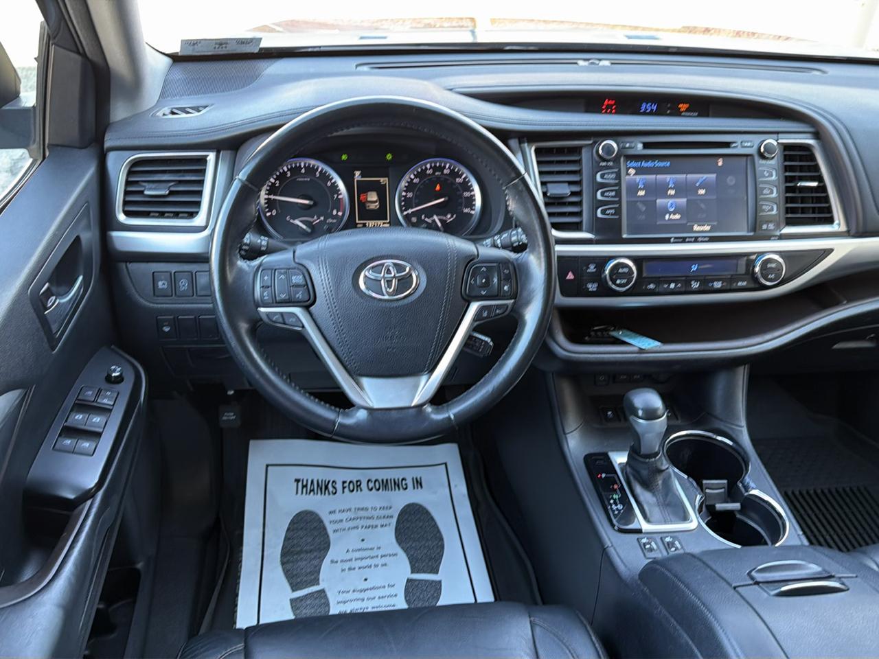 Toyota Highlander XLE V6 AWD (Natl) 2017