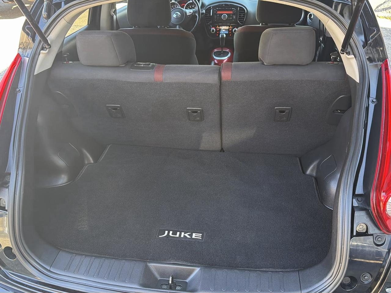 Nissan Juke 5dr Wgn CVT SV AWD 2012