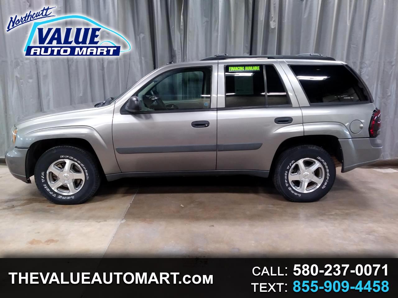 Used 2005 Chevrolet TrailBlazer LS 4WD for Sale in Enid OK 73701
