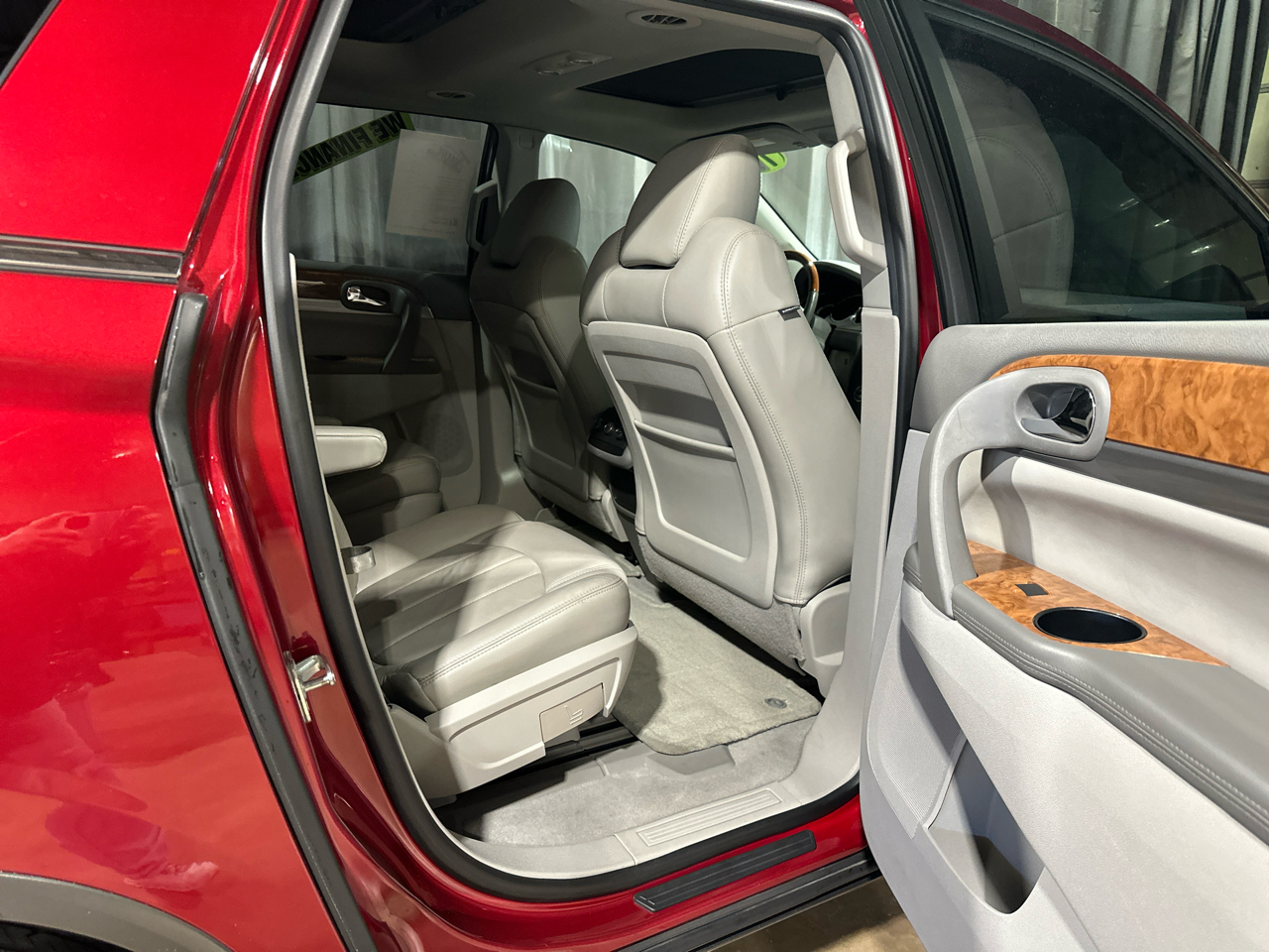 Buick Enclave Leather FWD 2012 Buick Enclave Leather FWD 2012