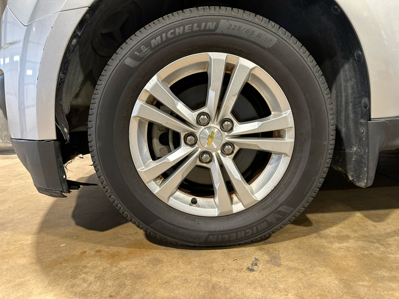 Chevrolet Equinox LS 2WD 2012 Chevrolet Equinox LS 2WD 2012