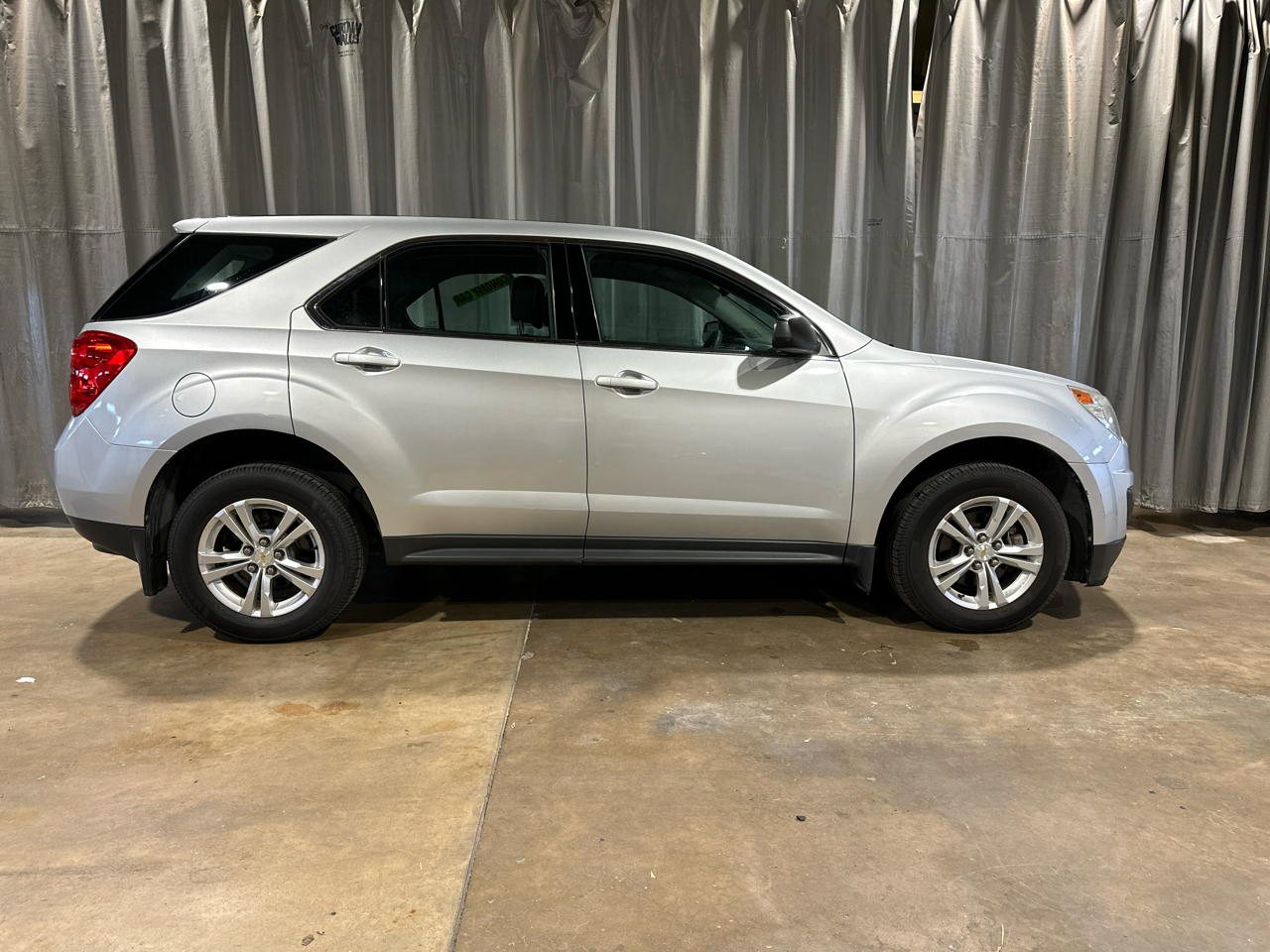 Chevrolet Equinox LS 2WD 2012 Chevrolet Equinox LS 2WD 2012