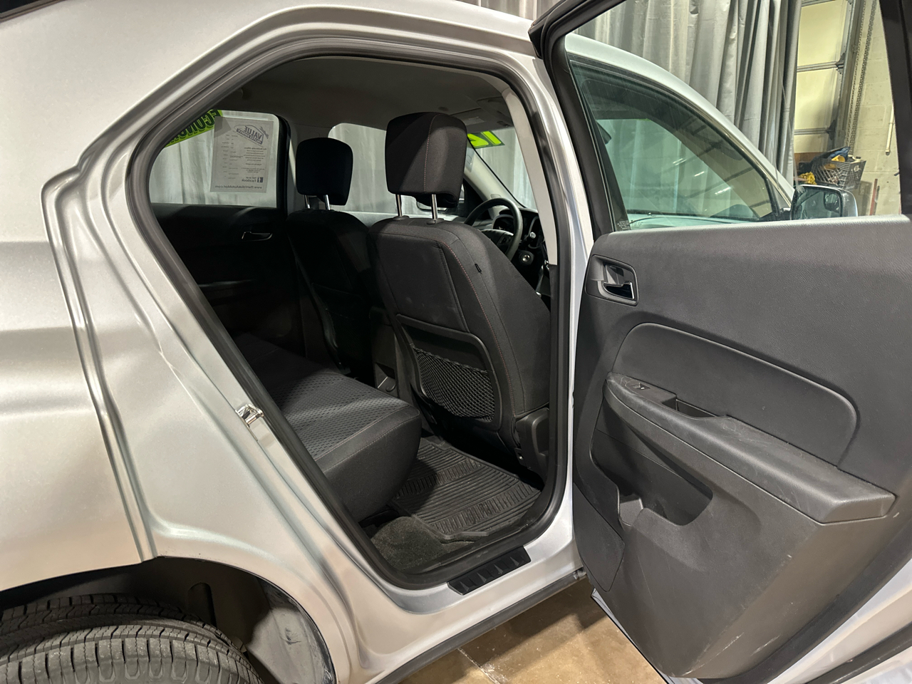 Chevrolet Equinox LS 2WD 2012 Chevrolet Equinox LS 2WD 2012