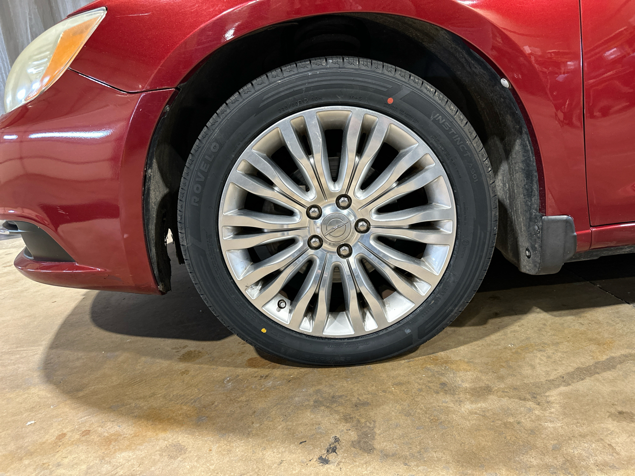 Chrysler 200 Limited 2011 Chrysler 200 Limited 2011