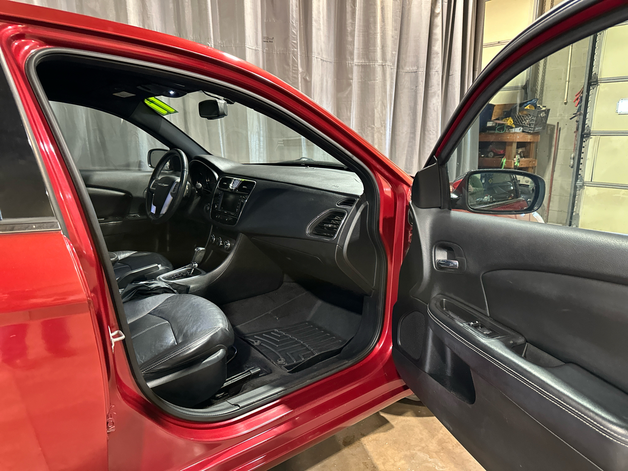 Chrysler 200 Limited 2011 Chrysler 200 Limited 2011