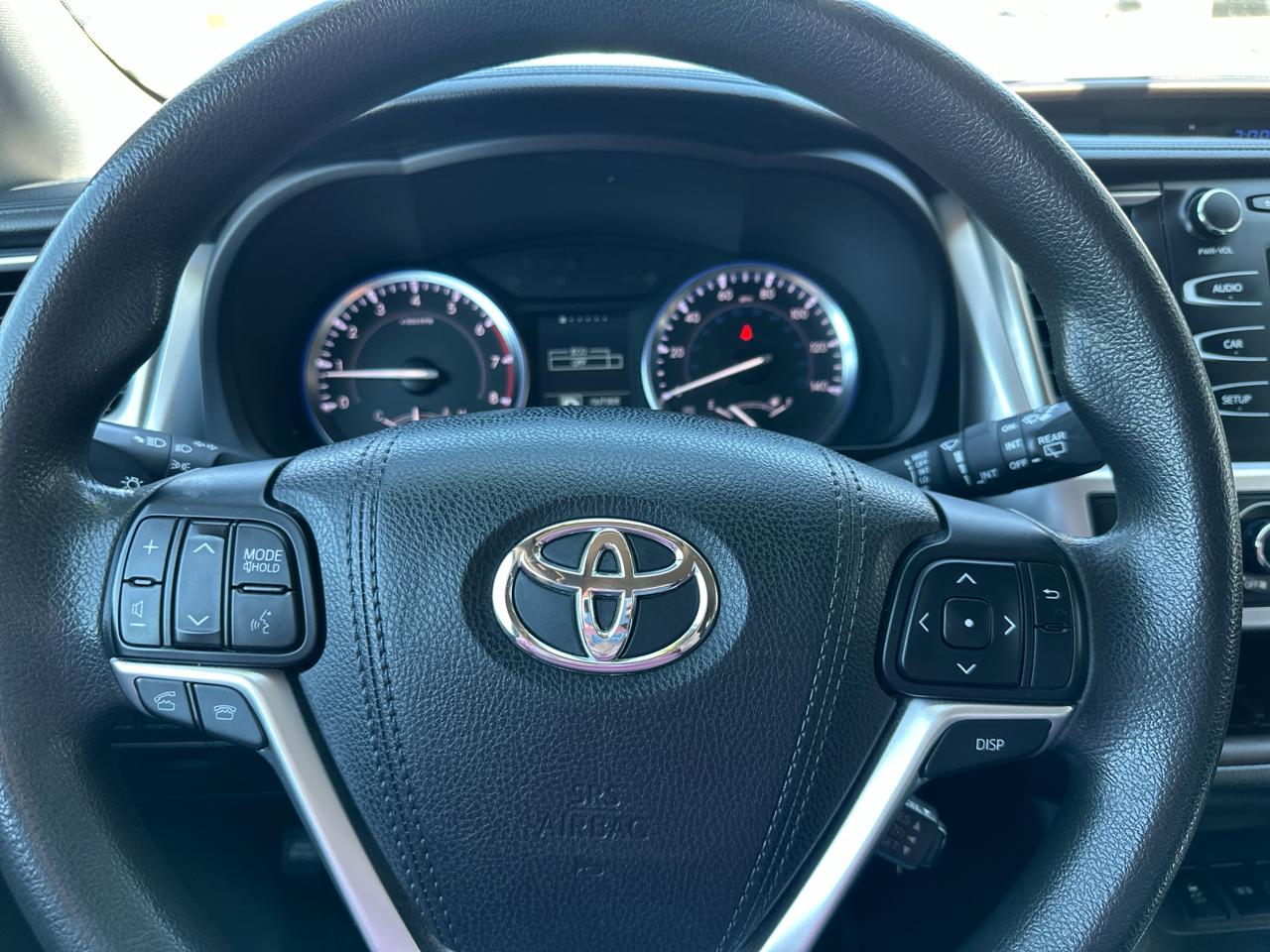 Toyota Highlander LE FWD I4 2015