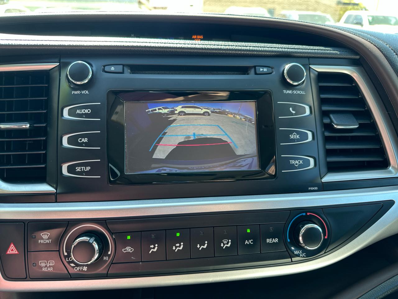 Toyota Highlander LE FWD I4 2015