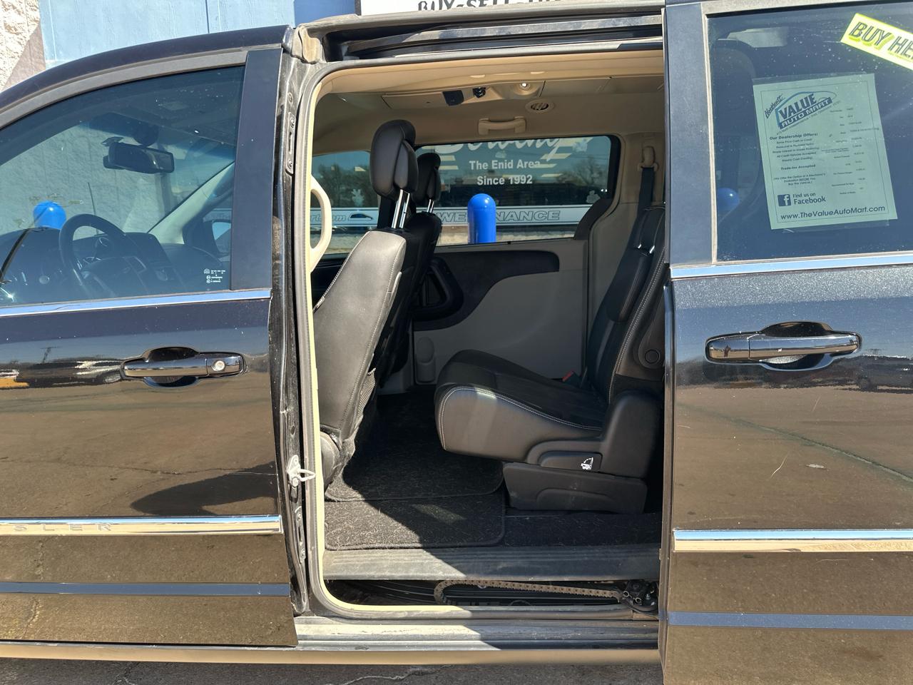 Chrysler Town & Country Touring-L 2015
