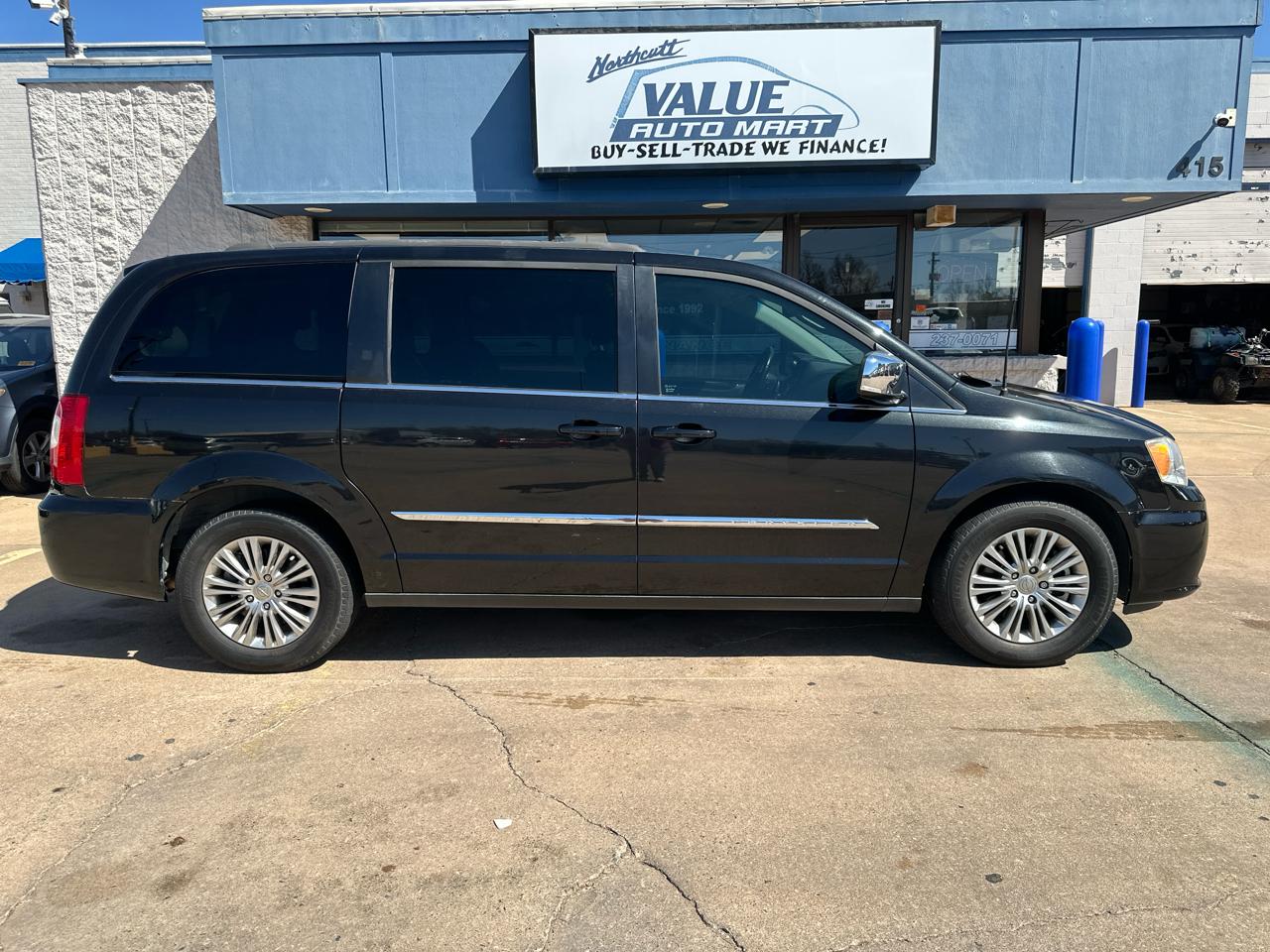 Chrysler Town & Country Touring-L 2015