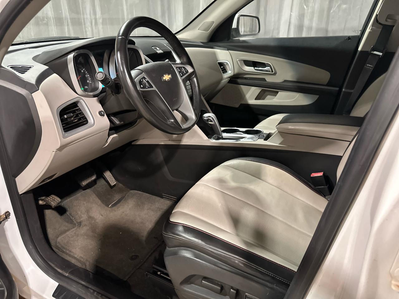 Chevrolet Equinox 2LT 2WD 2011