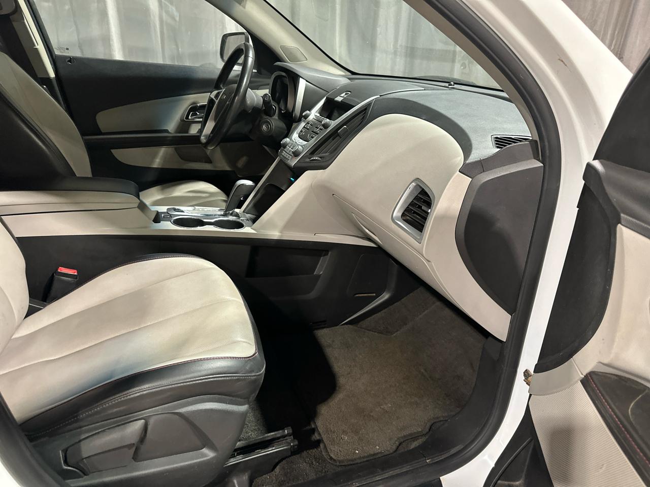 Chevrolet Equinox 2LT 2WD 2011