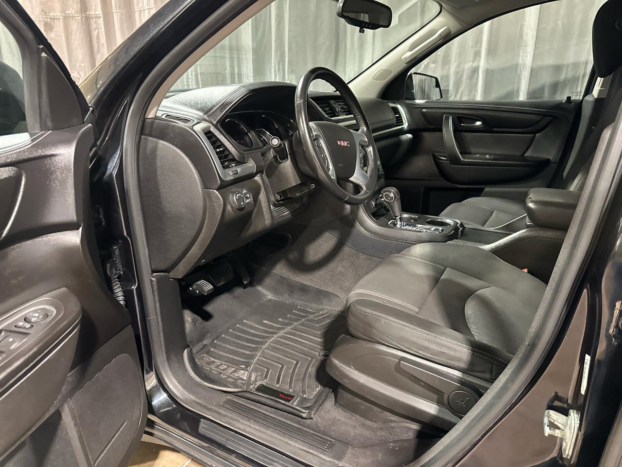 GMC Acadia SLE-1 AWD 2013