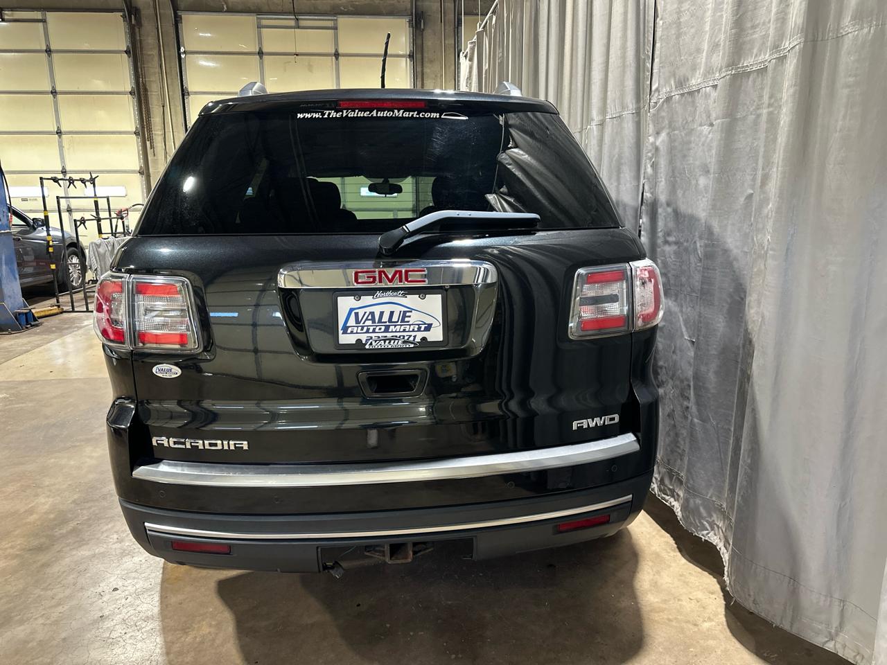 GMC Acadia SLE-1 AWD 2013