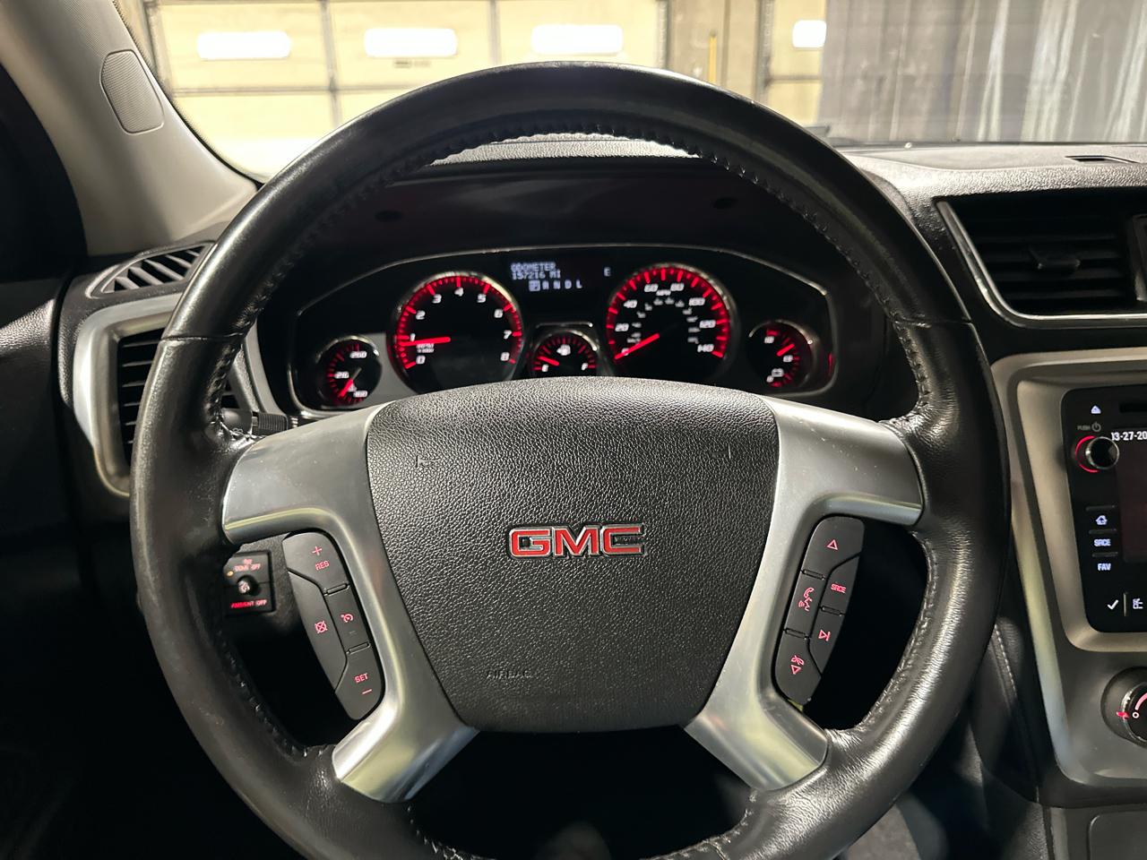GMC Acadia SLE-1 AWD 2013