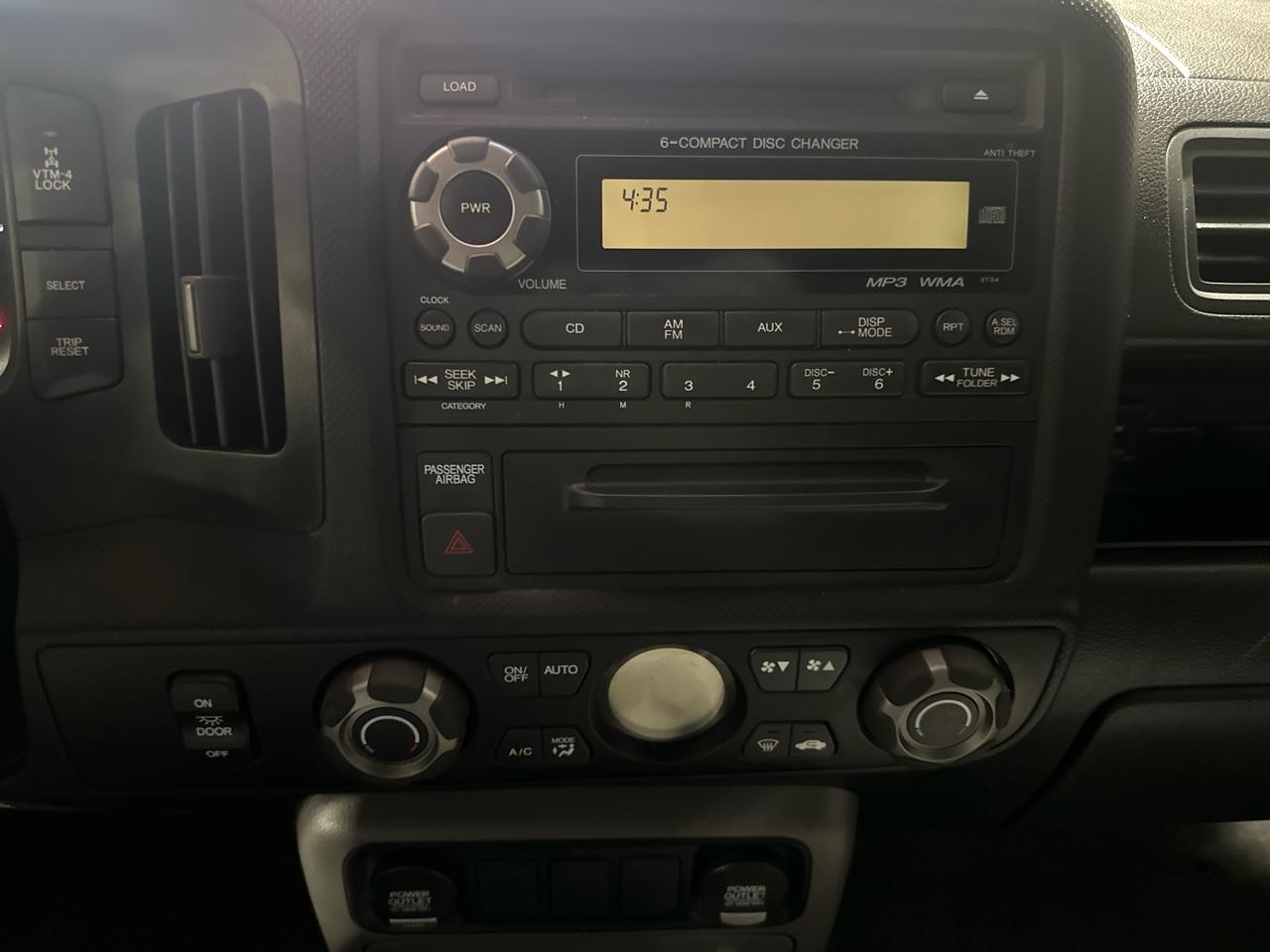 Honda Ridgeline RTS 2010