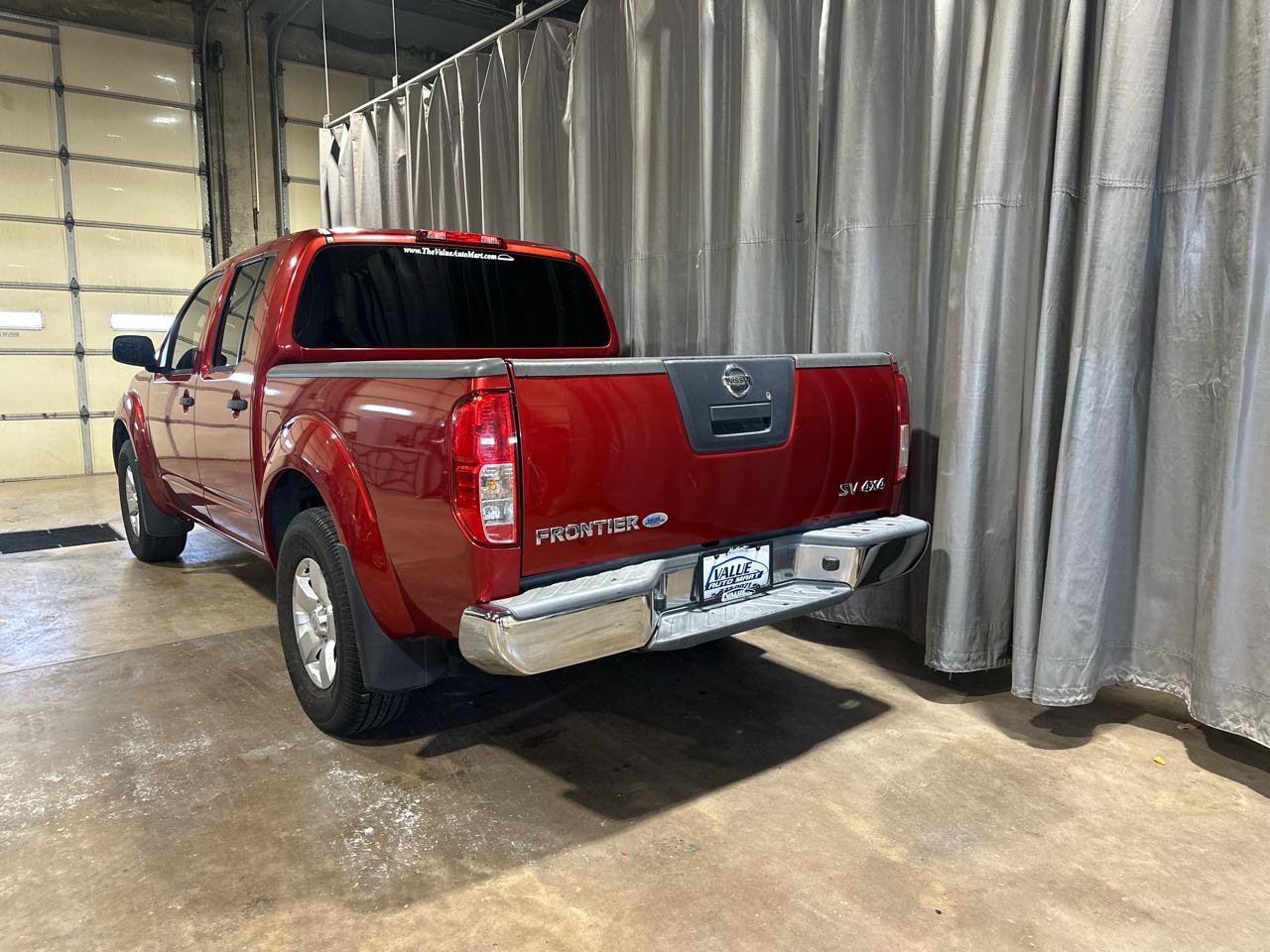 Nissan Frontier SL Crew Cab 4WD 2012