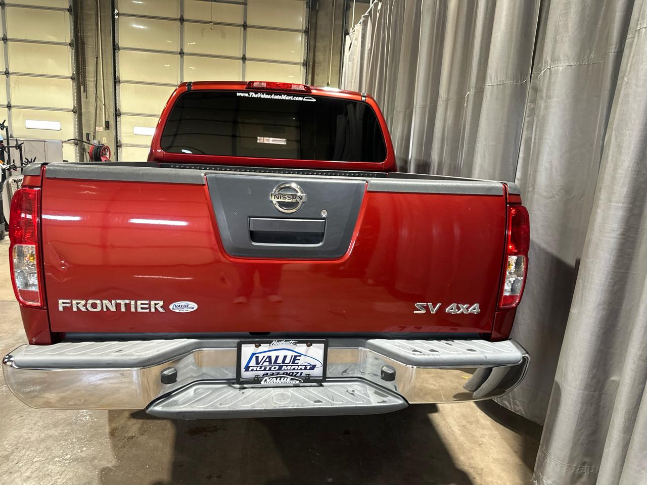 Nissan Frontier SL Crew Cab 4WD 2012