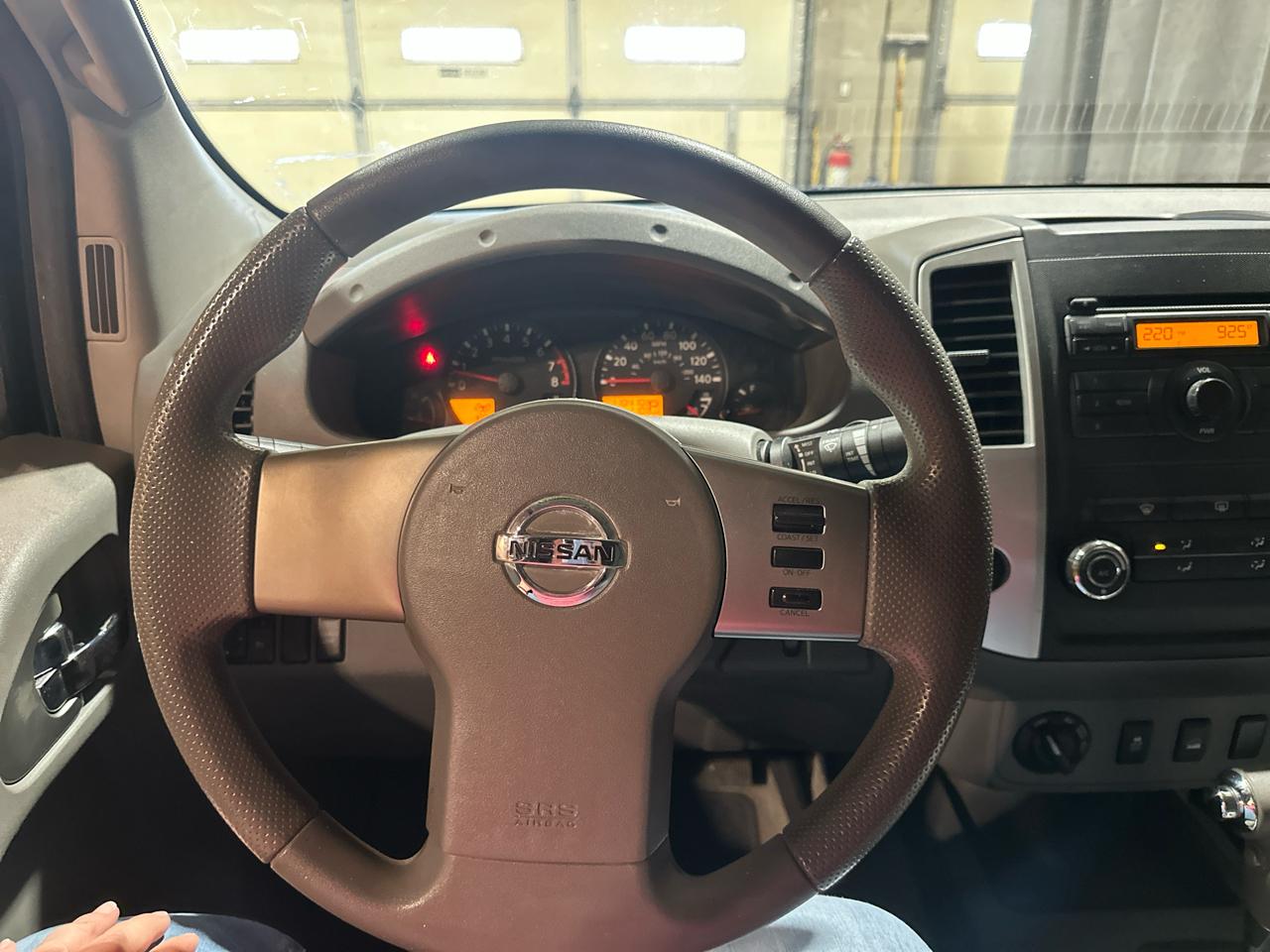 Nissan Frontier SL Crew Cab 4WD 2012