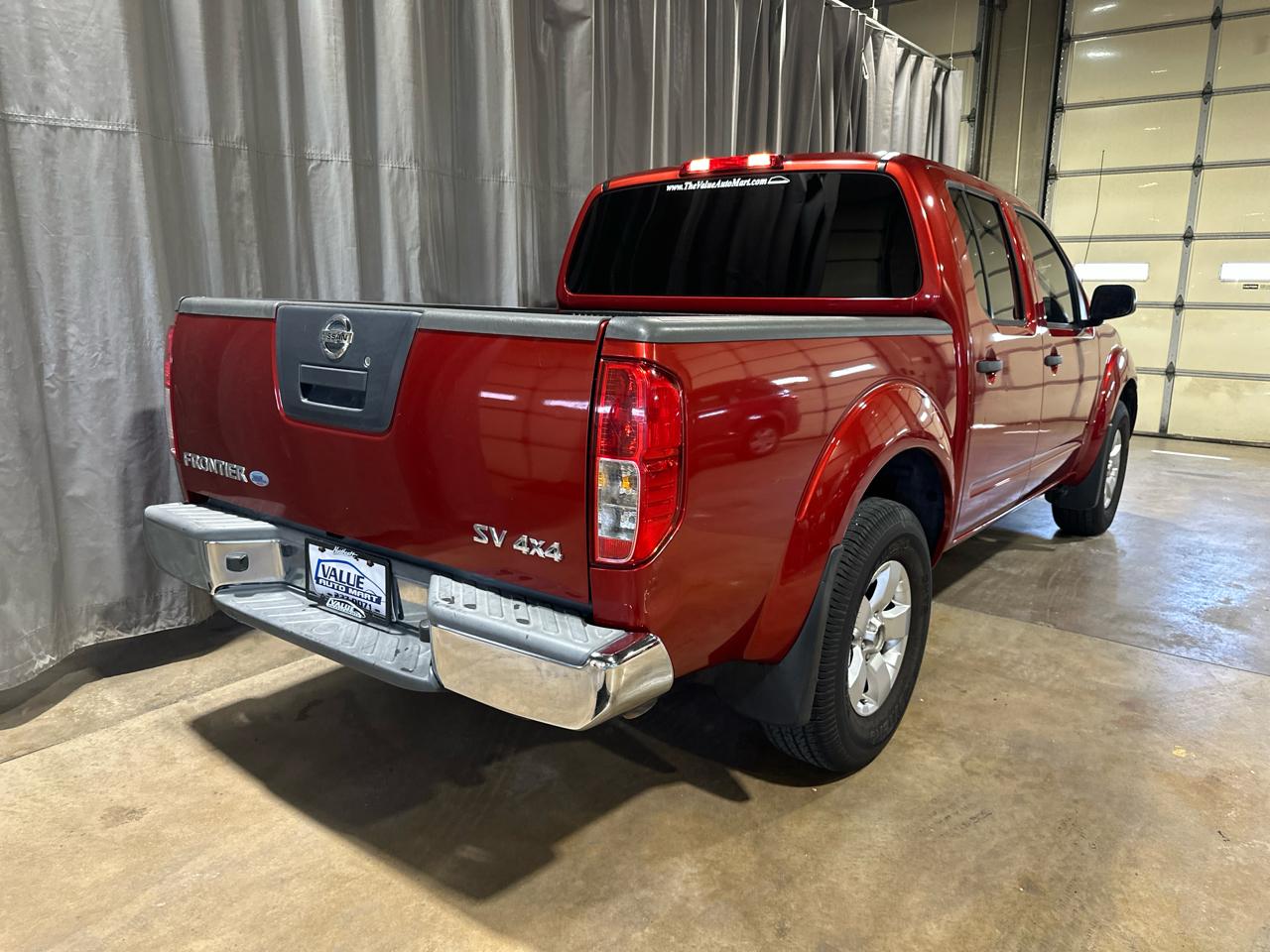 Nissan Frontier SL Crew Cab 4WD 2012