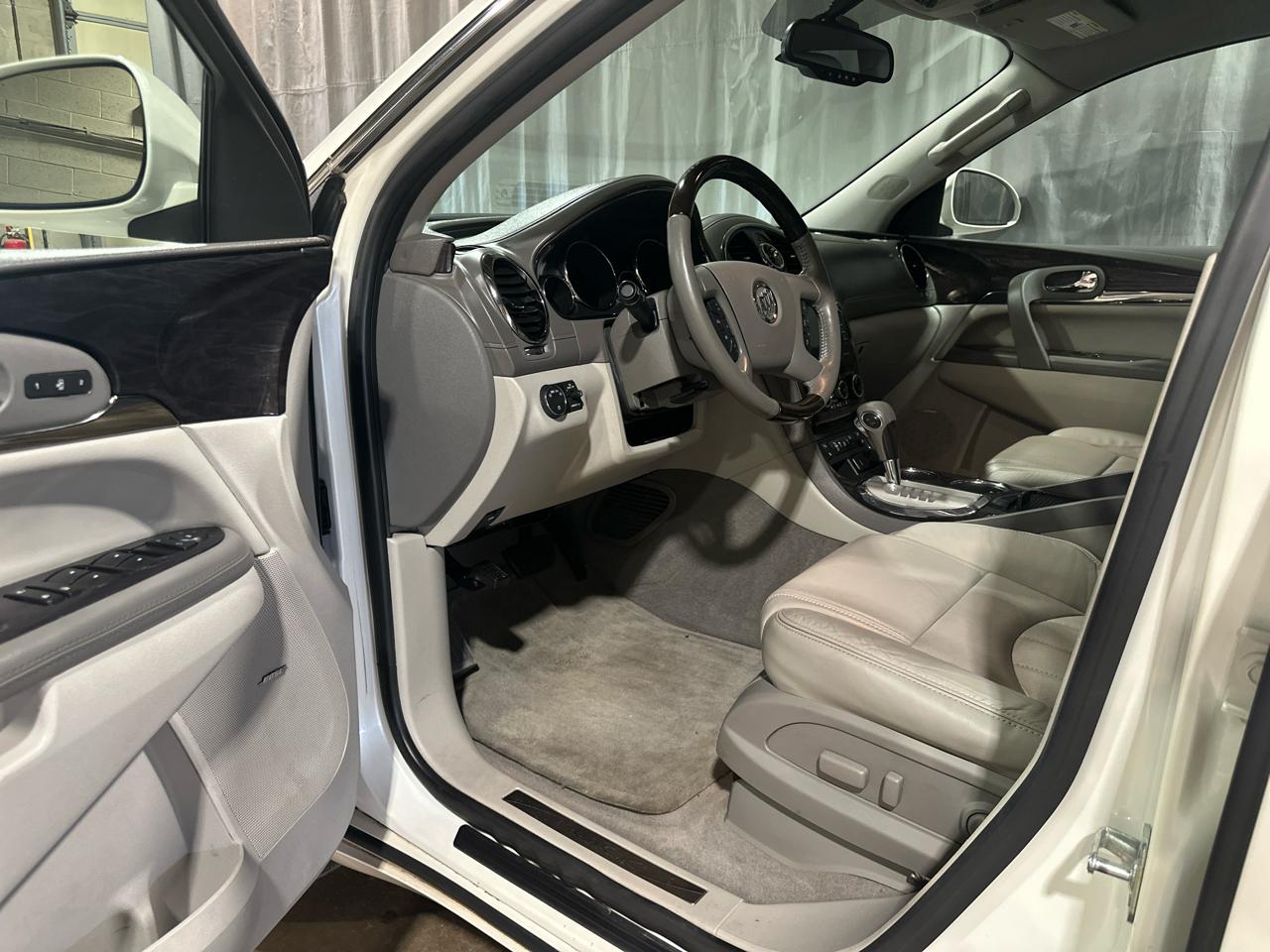 Buick Enclave Leather FWD 2015