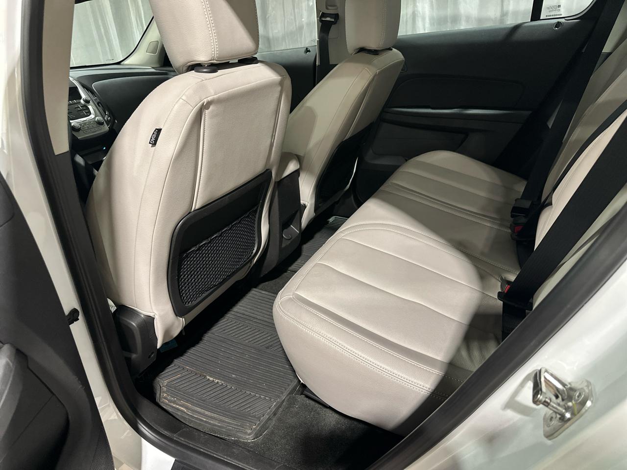 Chevrolet Equinox LS 2WD 2012