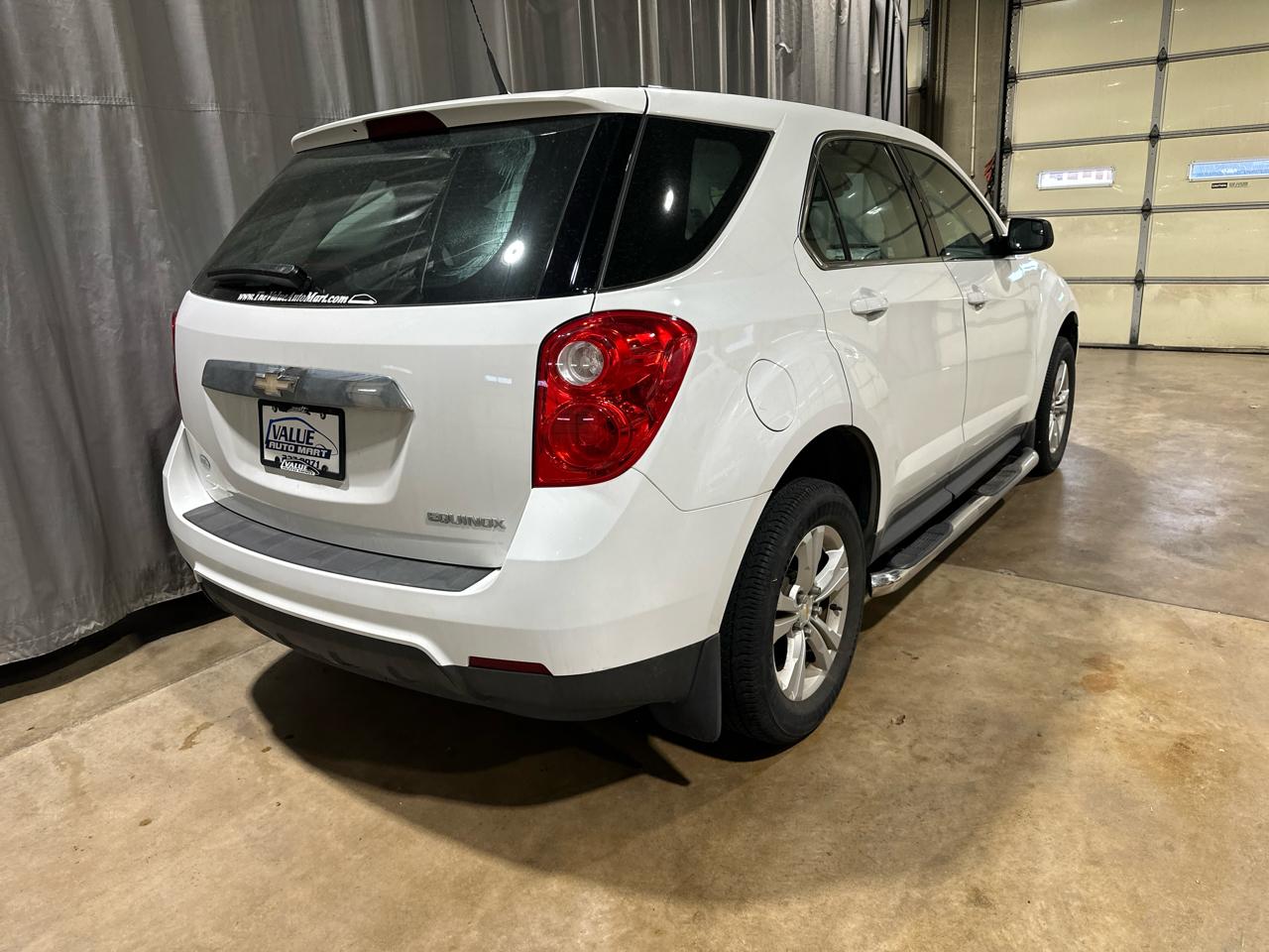Chevrolet Equinox LS 2WD 2012