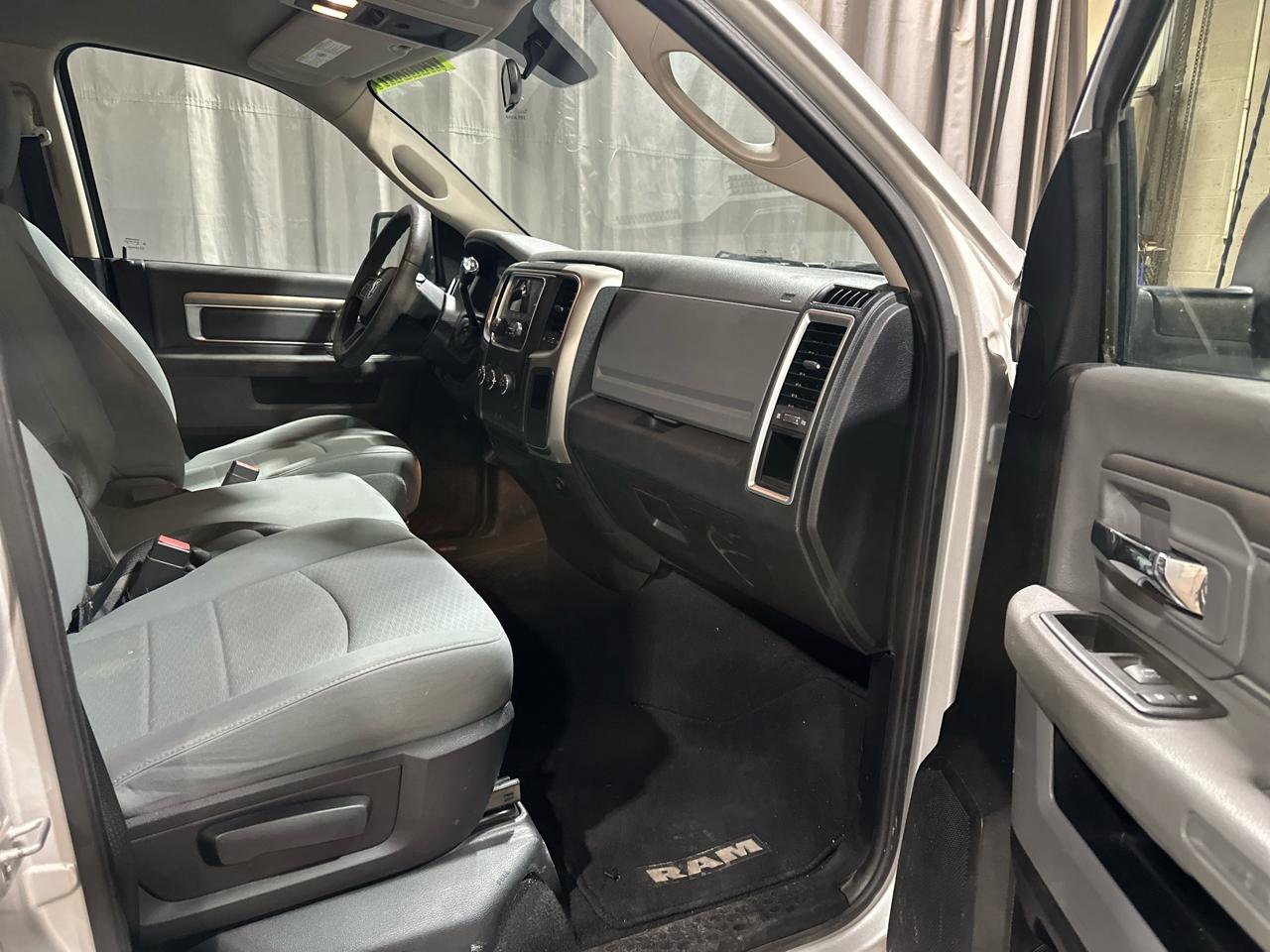 Dodge Ram 1500 SLT Quad Cab 2WD 2013