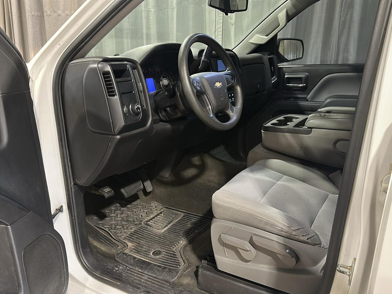 Chevrolet Silverado 1500 2WD Crew Cab 153.0" LS 2015