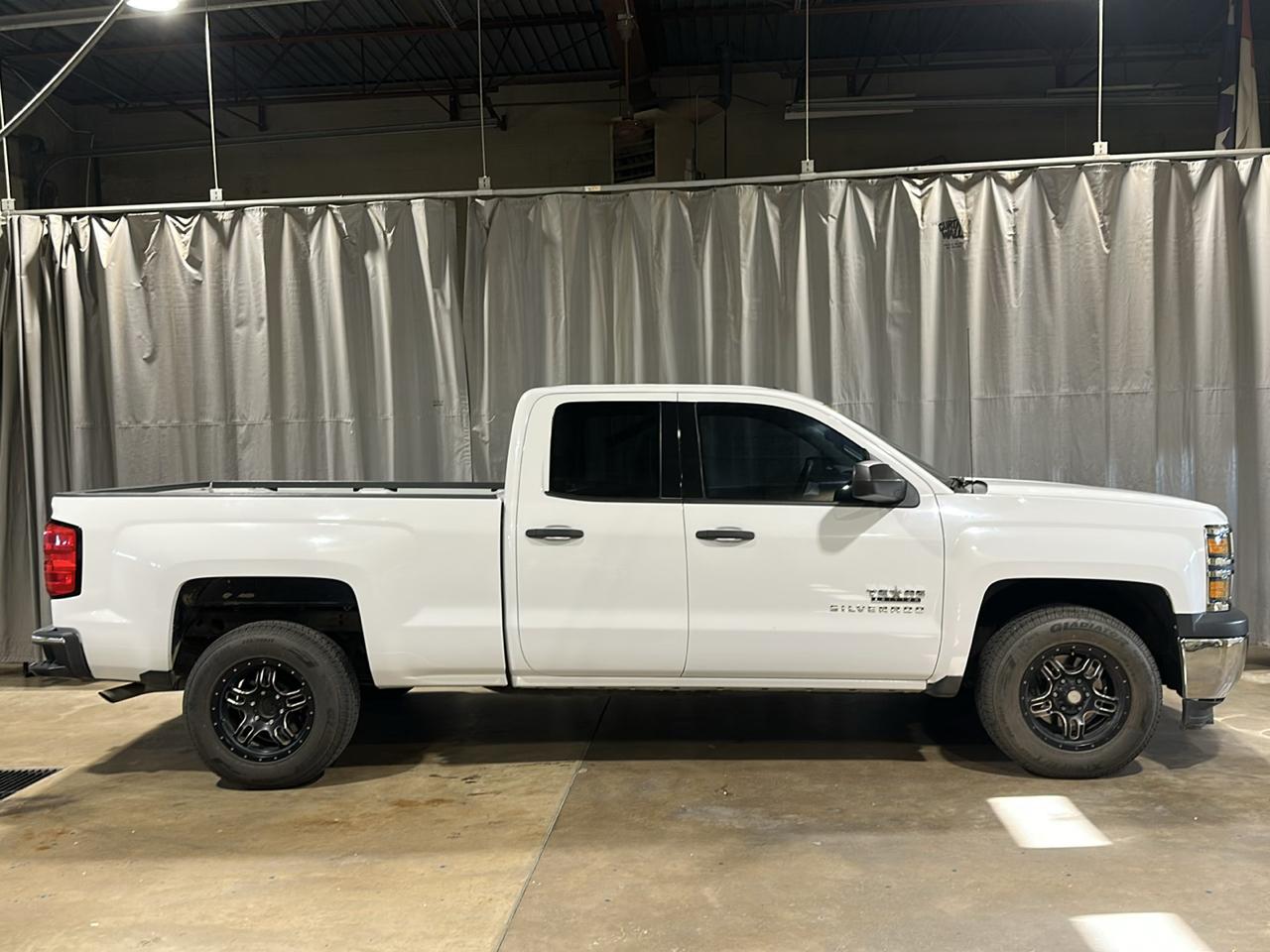 Chevrolet Silverado 1500 2WD Crew Cab 153.0" LS 2015