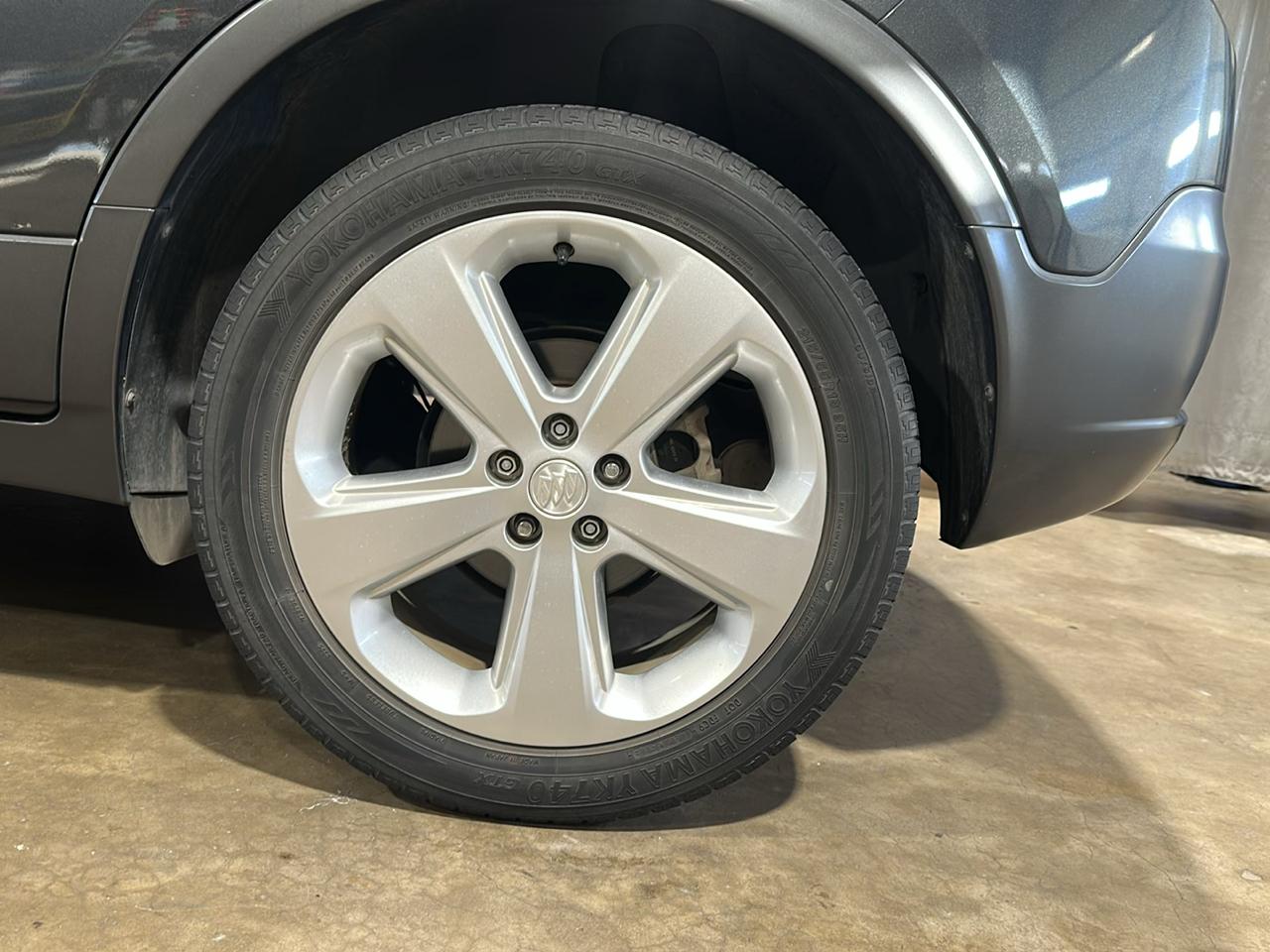 Buick Encore Base FWD 2016