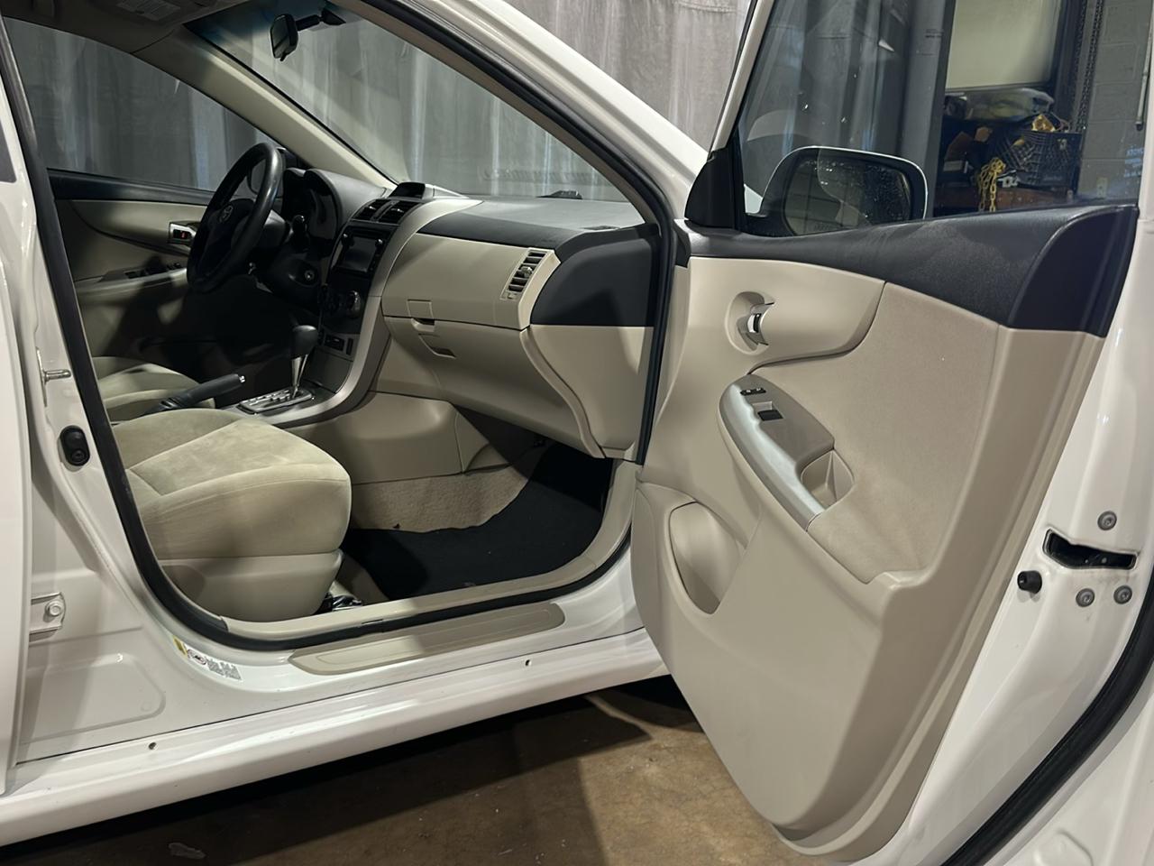 Toyota Corolla S 2013