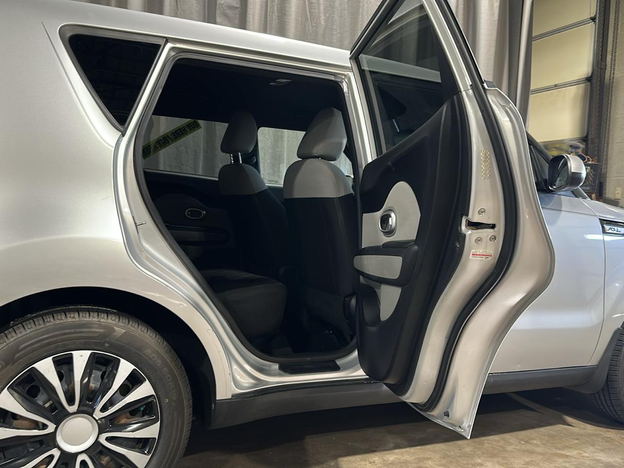 Kia Soul S 4D Wagon 2015