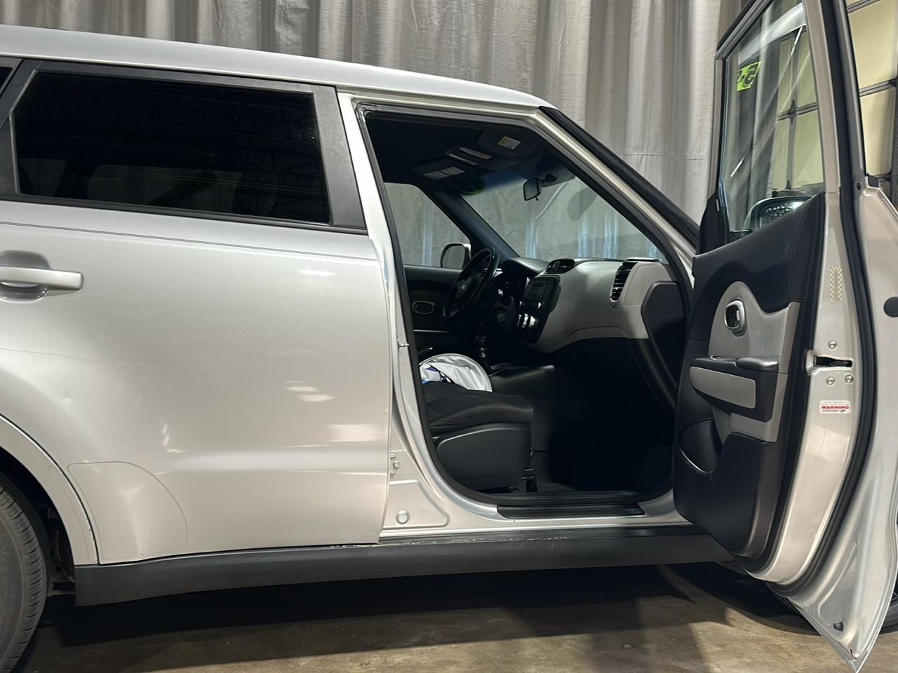 Kia Soul S 4D Wagon 2015