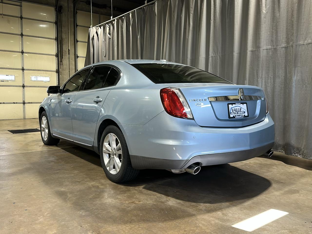 Lincoln MKS FWD 2009