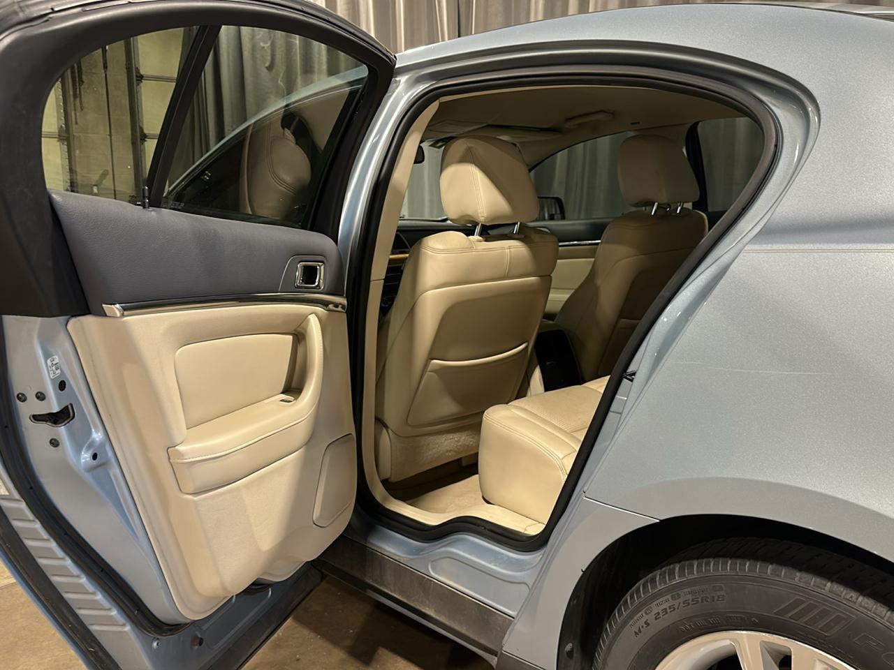 Lincoln MKS FWD 2009