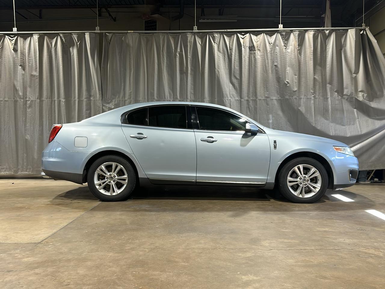 Lincoln MKS FWD 2009