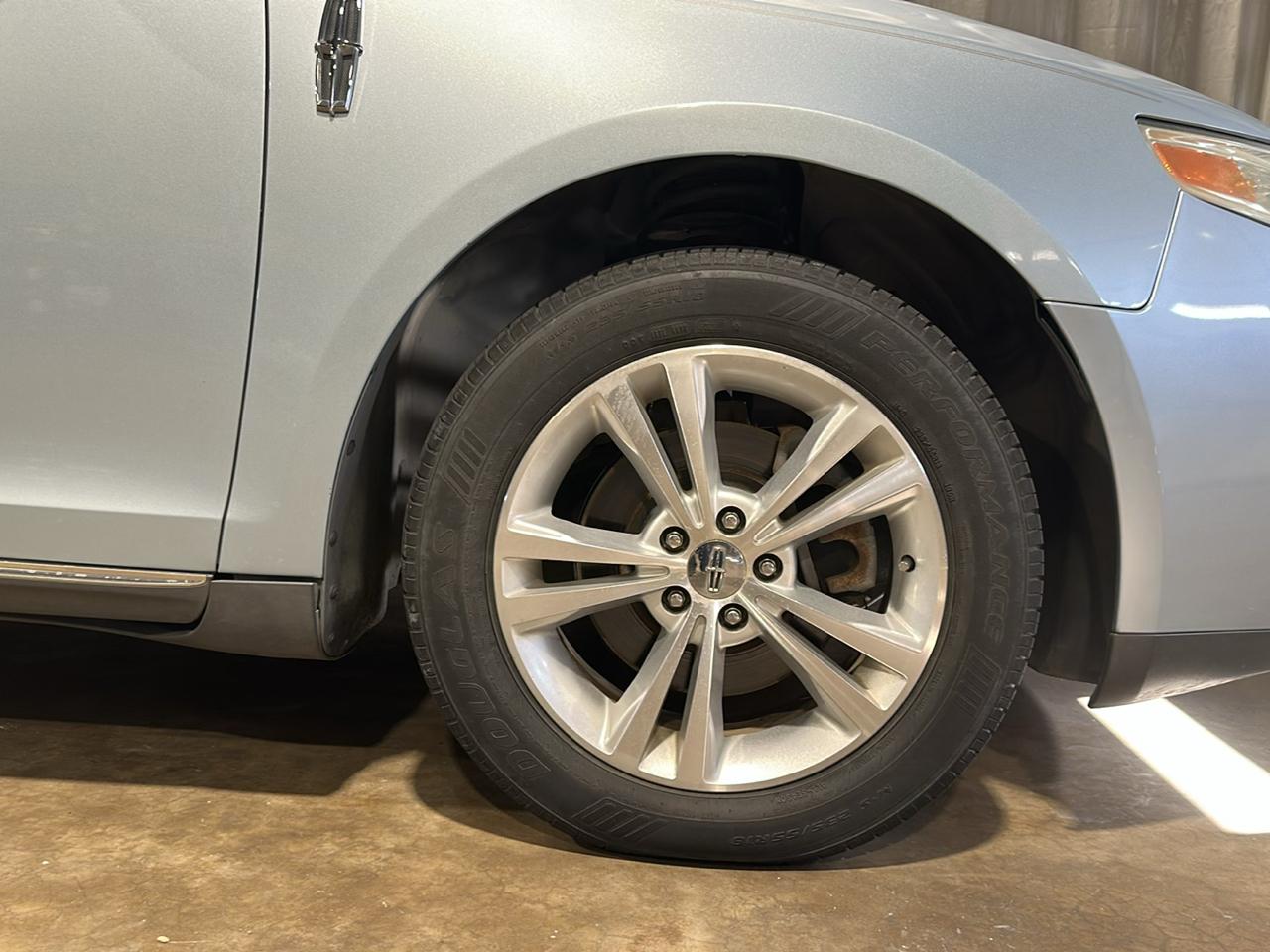 Lincoln MKS FWD 2009