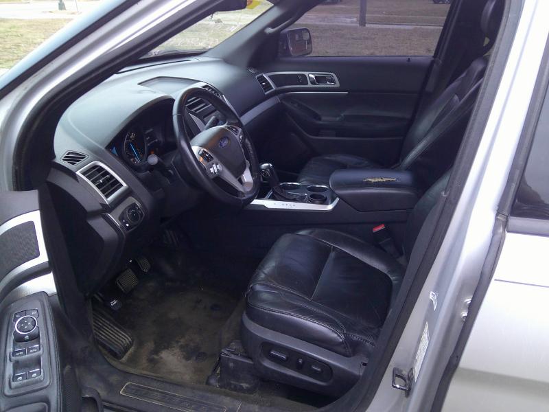 Ford Explorer XLT FWD 2012