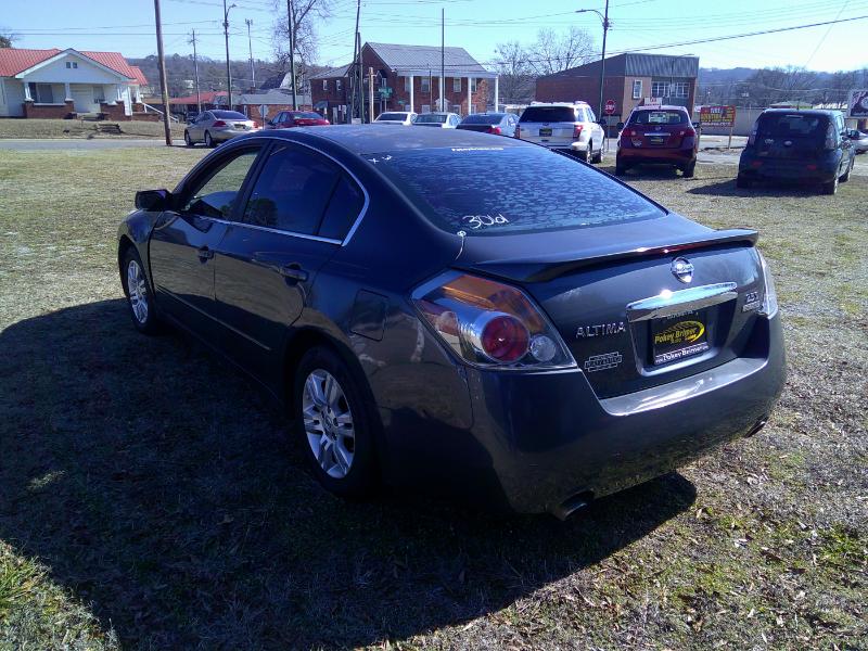 Nissan Altima 2.5 2012