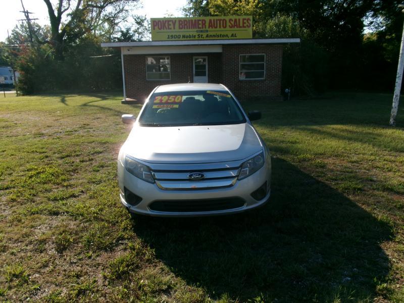 Ford Fusion S 2012
