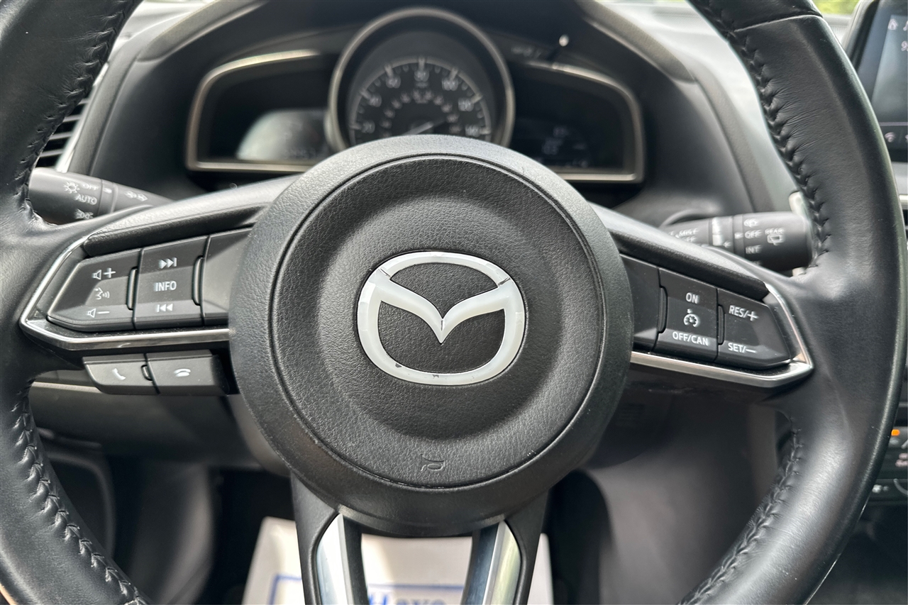 Mazda MAZDA3 s Grand Touring AT 5-Door 2017