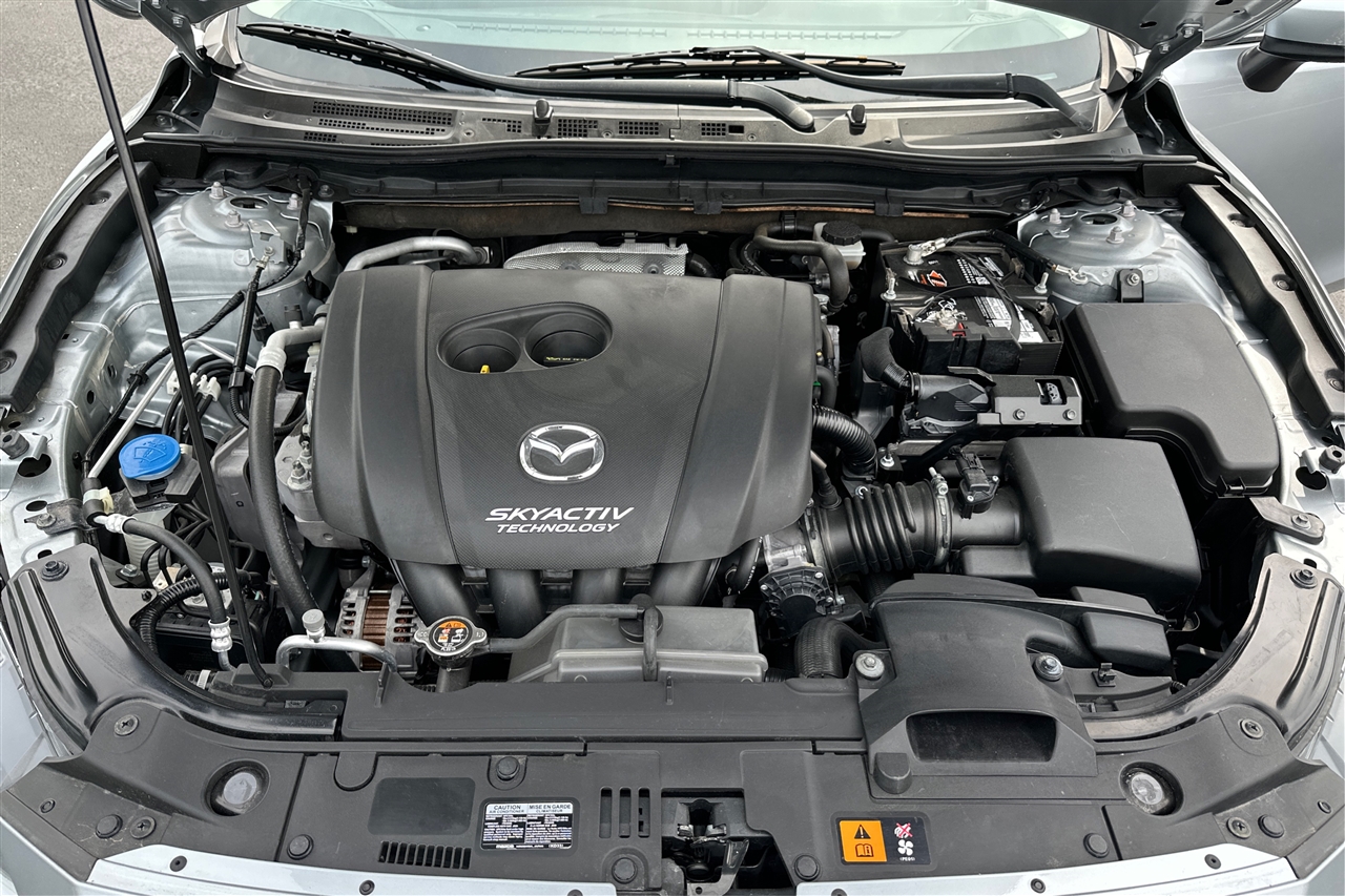 Mazda MAZDA3 s Grand Touring AT 5-Door 2017