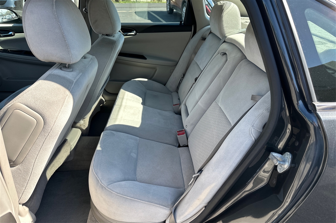 Chevrolet Impala 4dr Sdn LT Fleet 2013