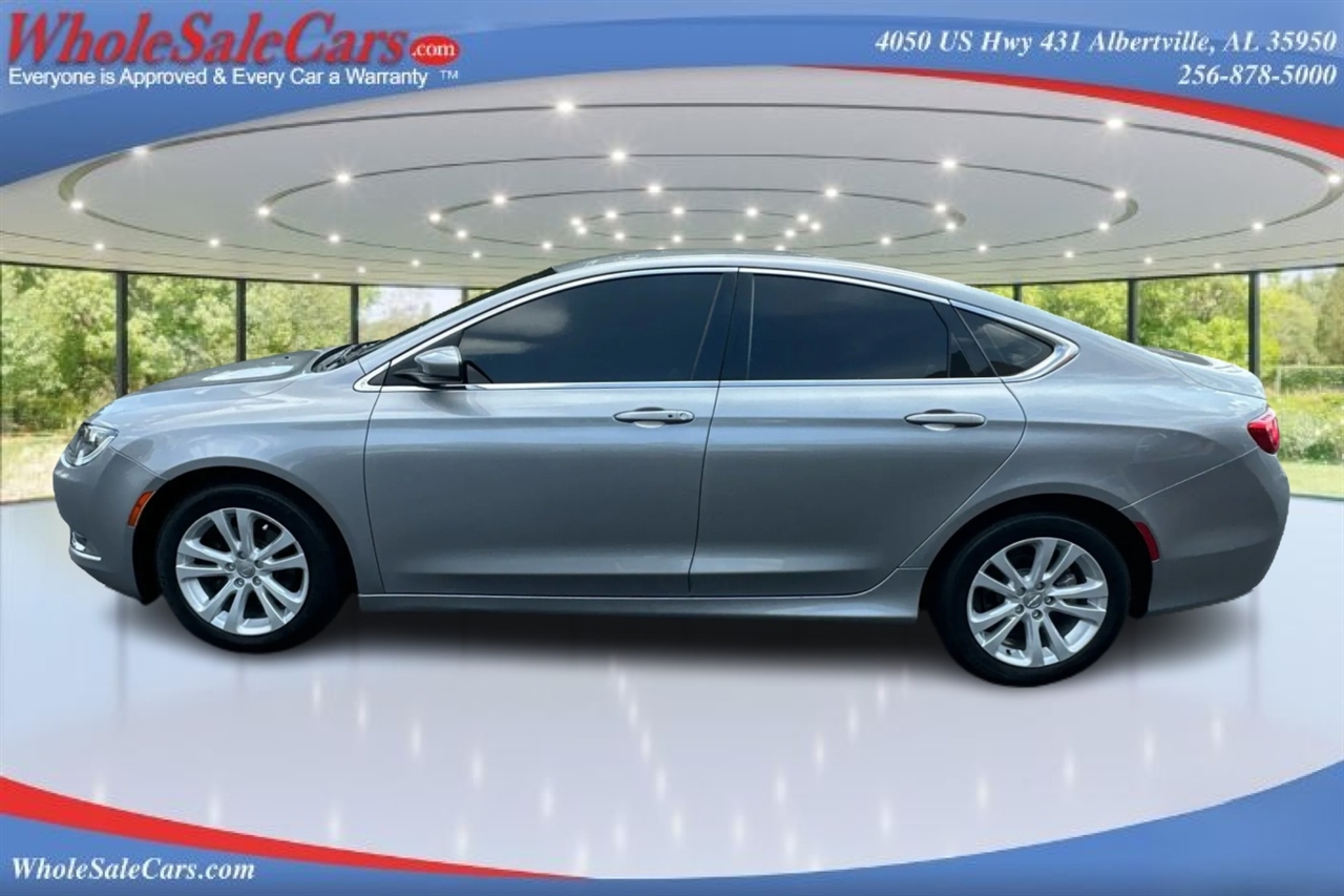 2016 Chrysler 200 Limited photo 4